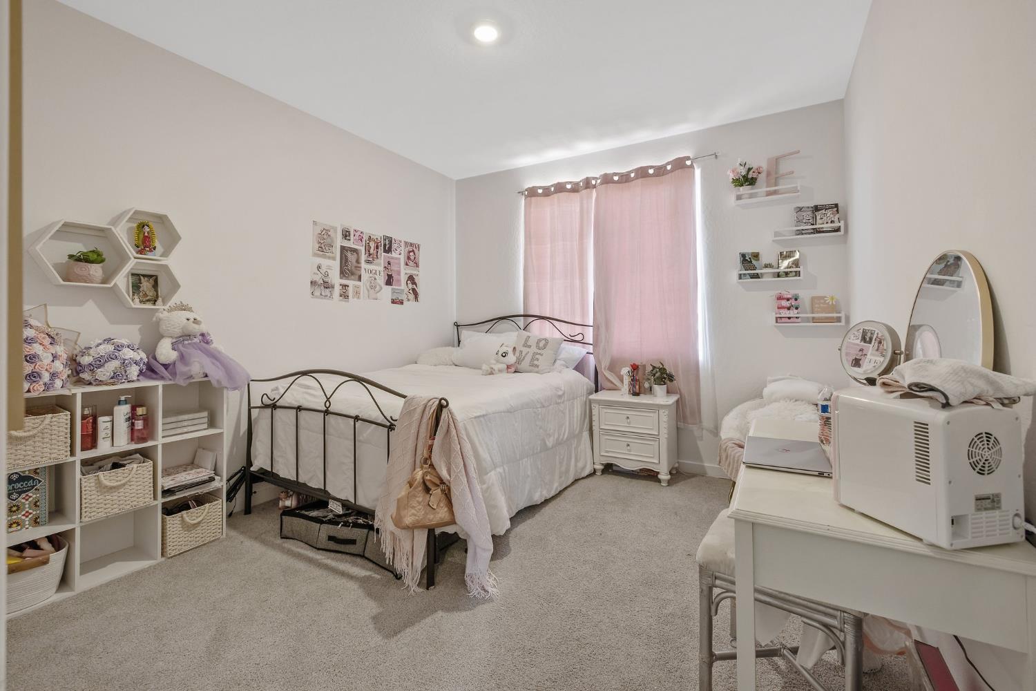 2409 Pepperdine St, Lemoore, CA 93245