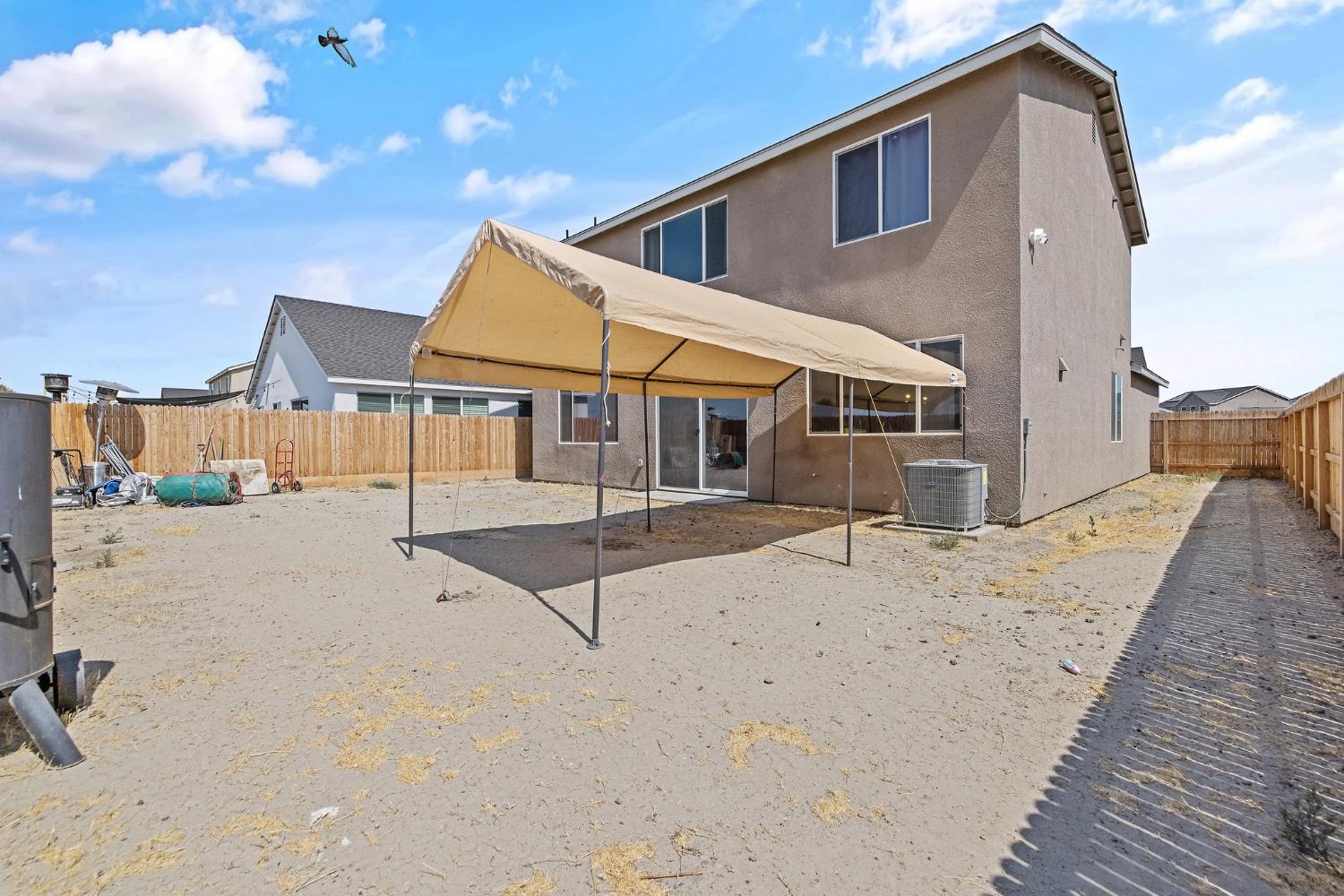 2409 Pepperdine St, Lemoore, CA 93245