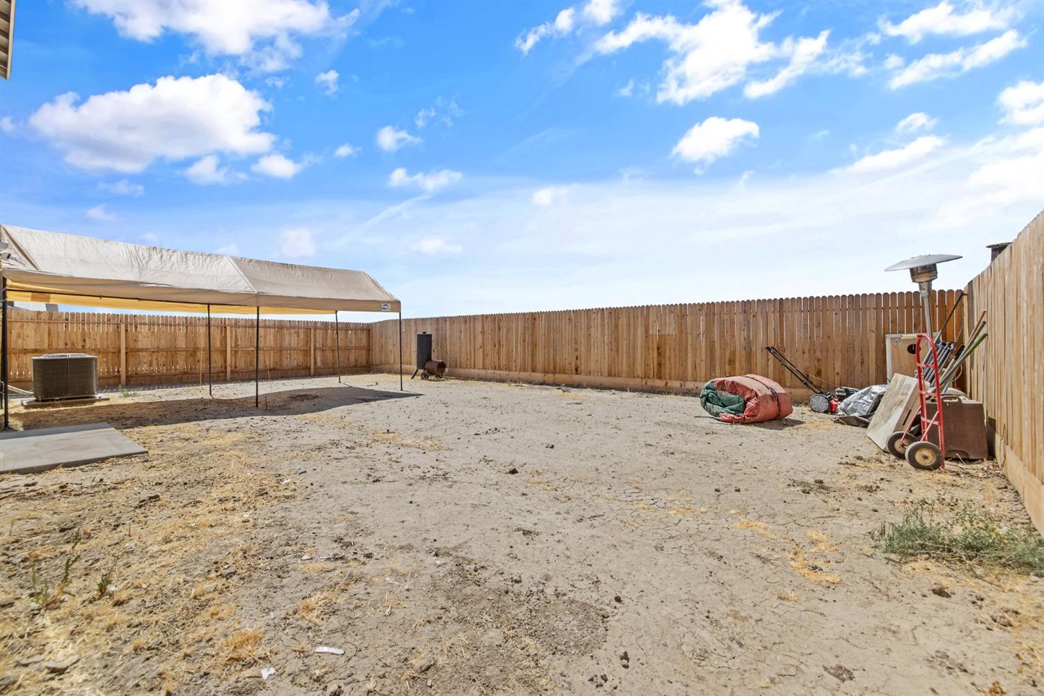 2409 Pepperdine St, Lemoore, CA 93245