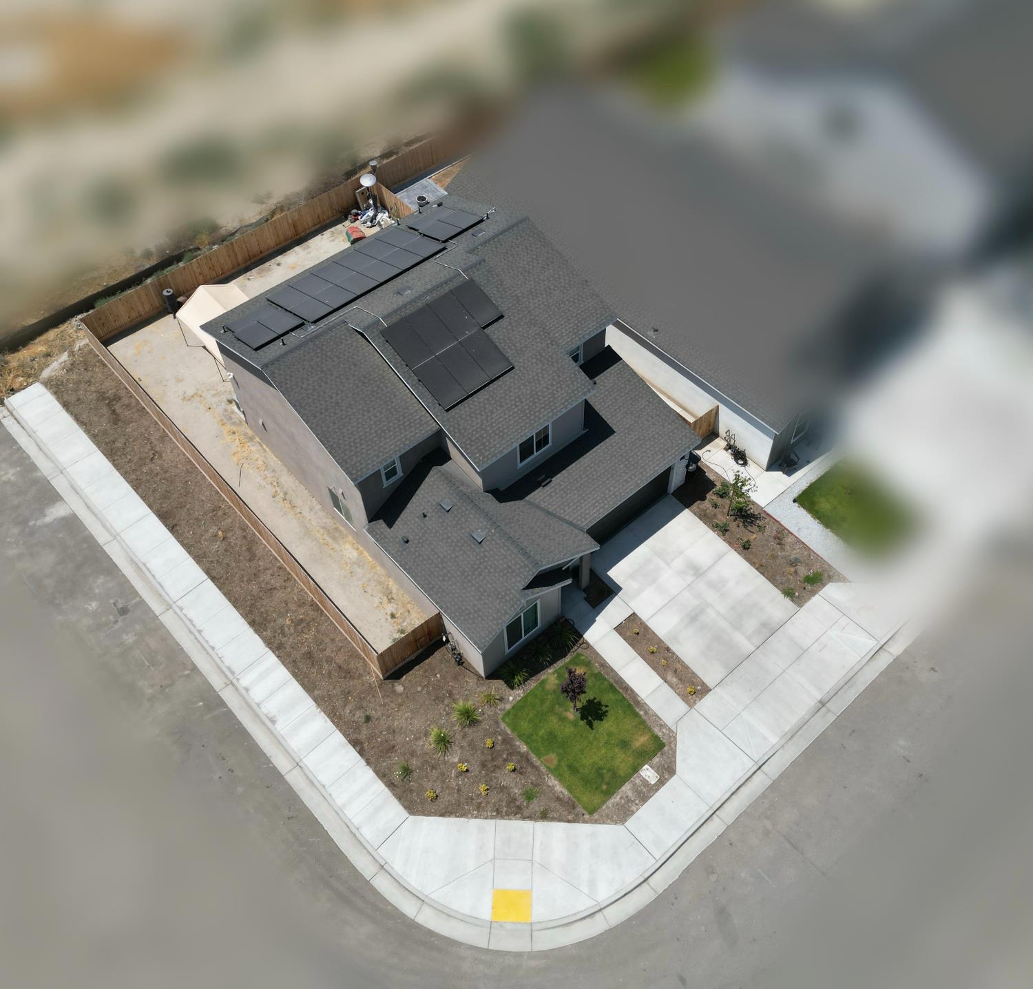 2409 Pepperdine St, Lemoore, CA 93245