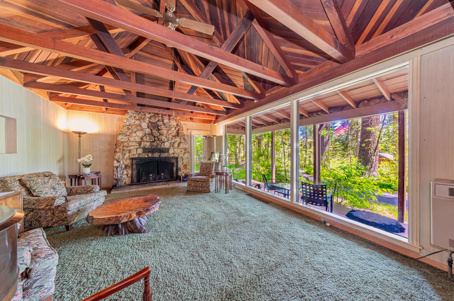 1173 Railroad Ave, Fish Camp, CA 93623