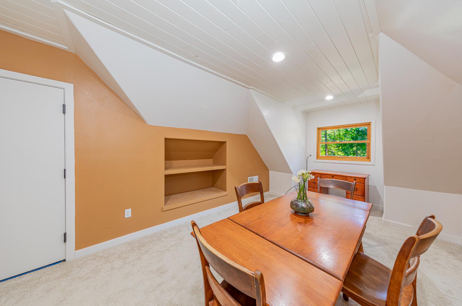 1173 Railroad Ave, Fish Camp, CA 93623