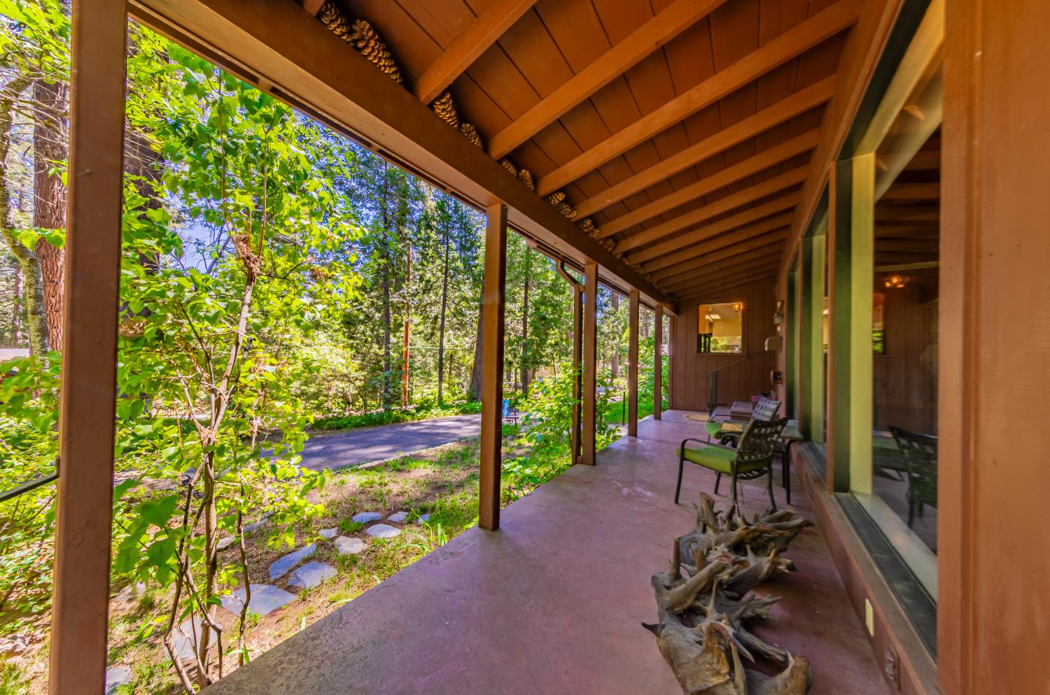 1173 Railroad Ave, Fish Camp, CA 93623