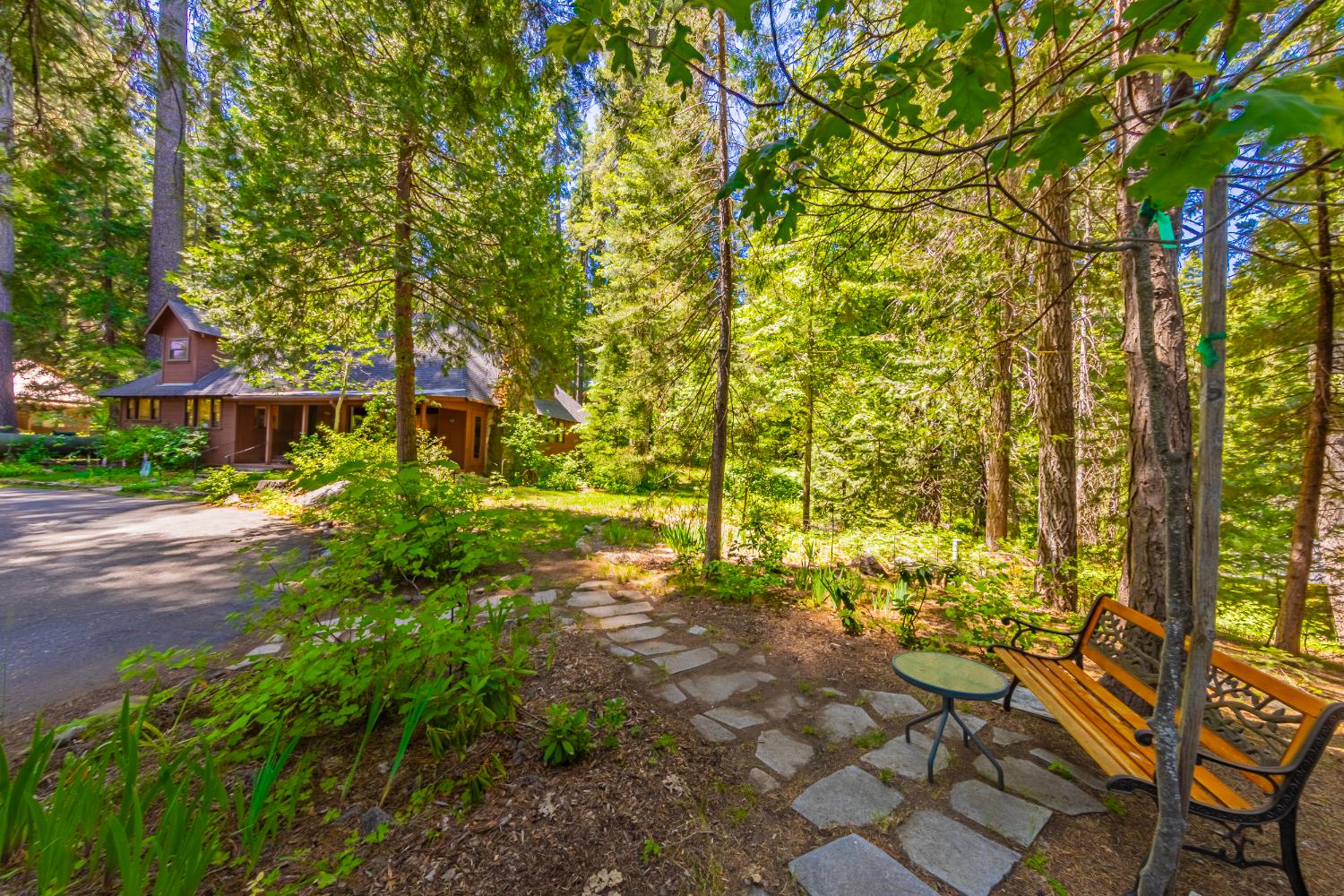 1173 Railroad Ave, Fish Camp, CA 93623