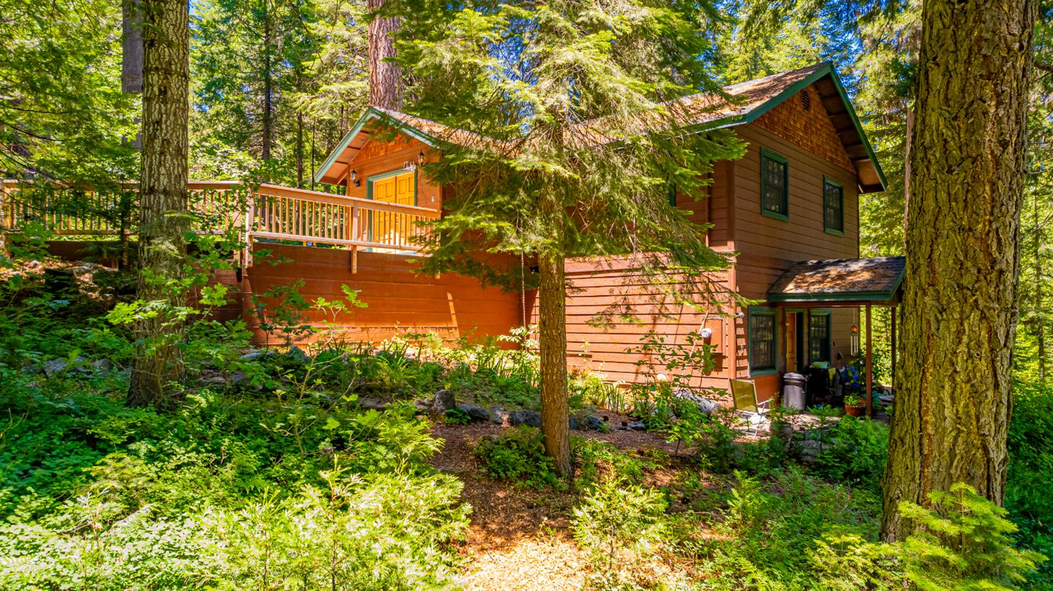 1174 Railroad, Fish Camp, CA 93623