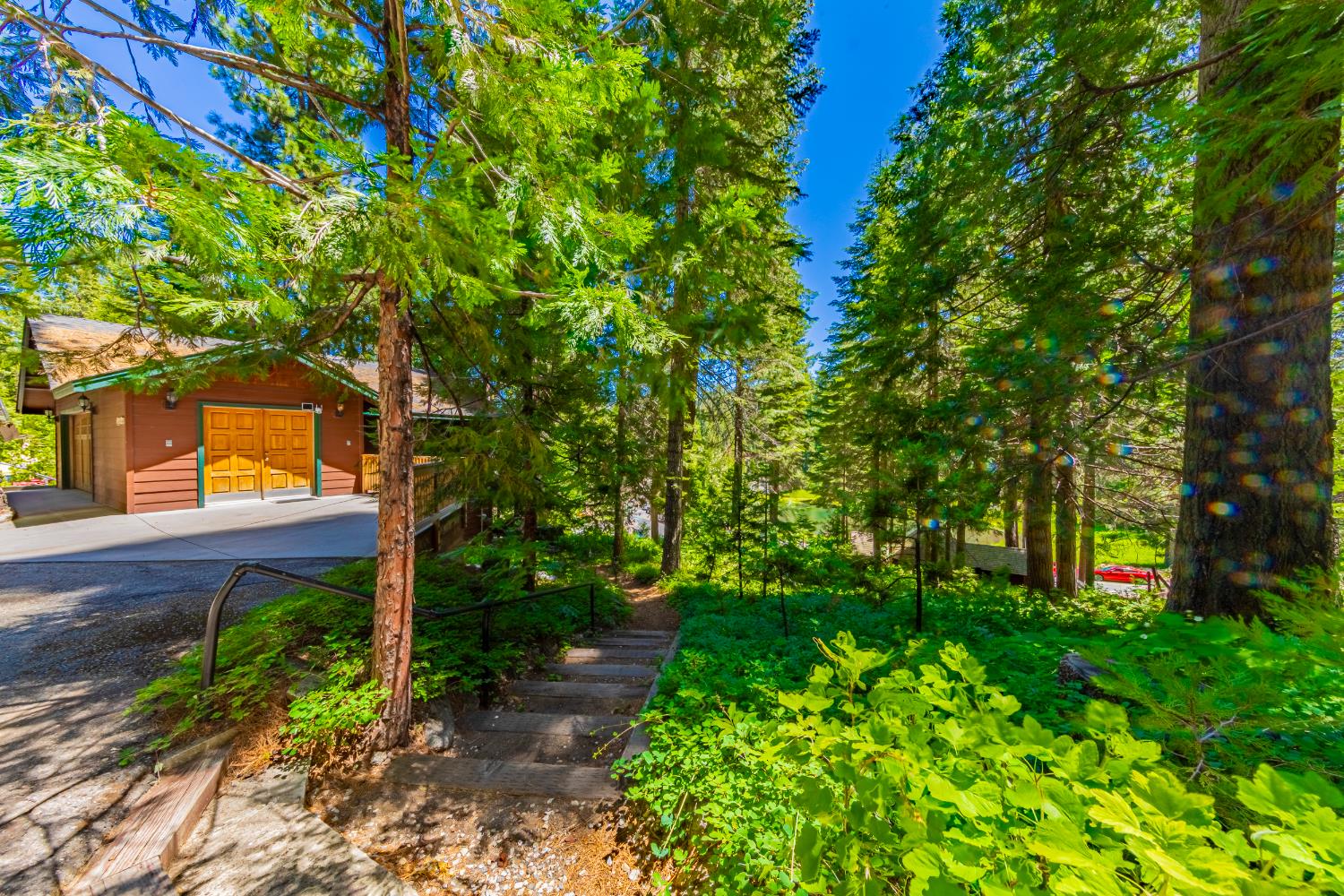 1174 Railroad, Fish Camp, CA 93623