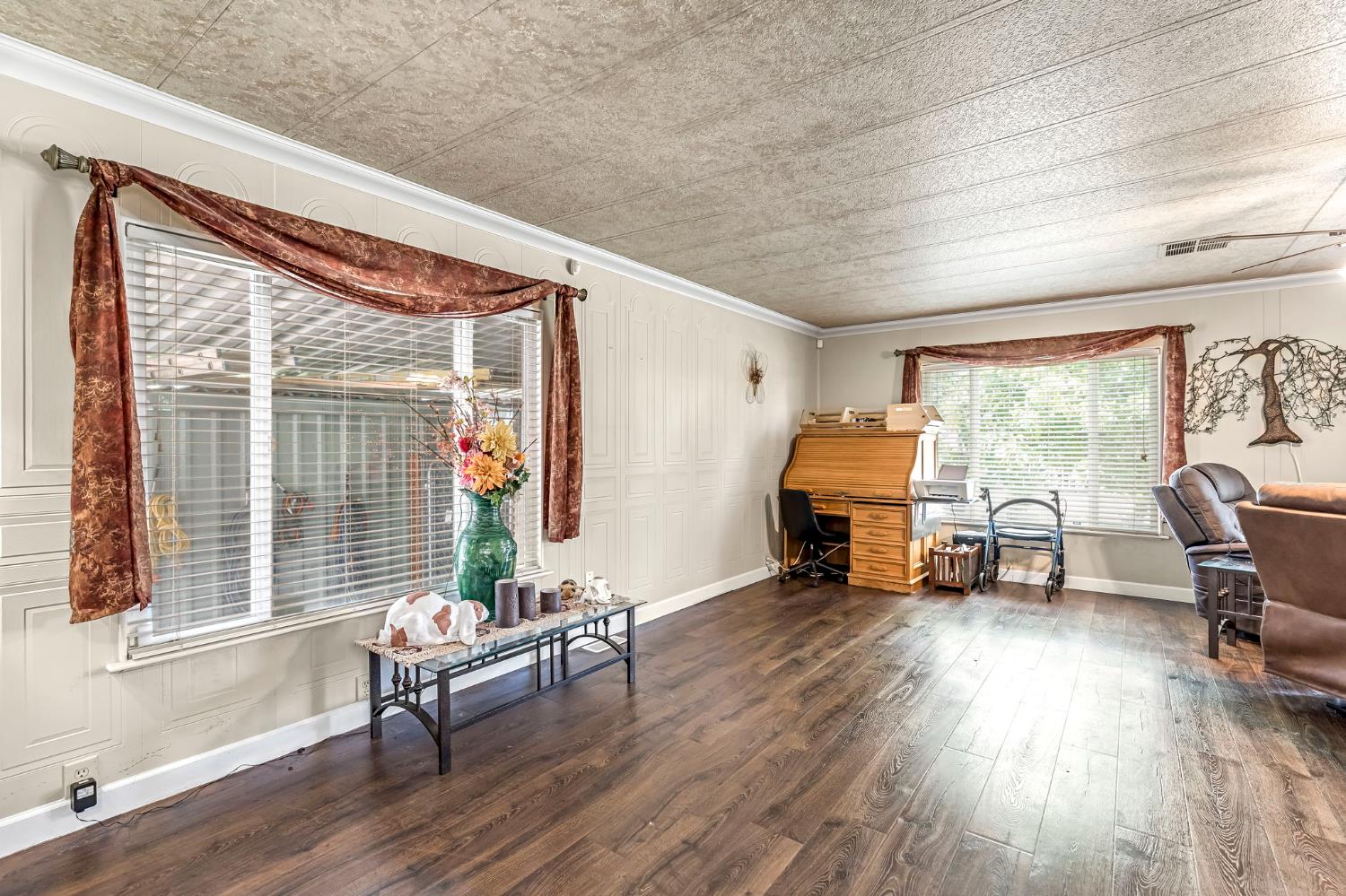 2706 W Ashlan Ave #197, Fresno, CA 93705