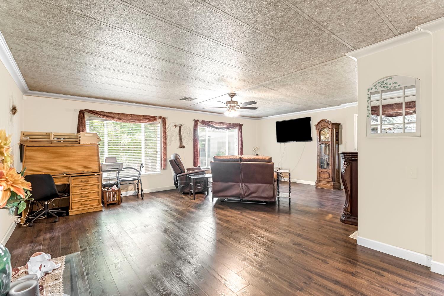 2706 W Ashlan Ave #197, Fresno, CA 93705