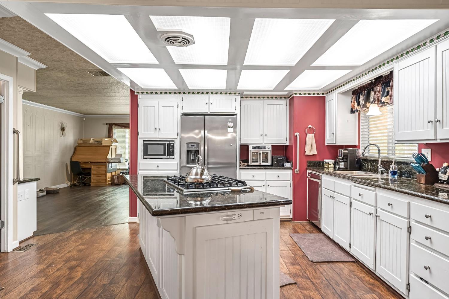 2706 W Ashlan Ave #197, Fresno, CA 93705