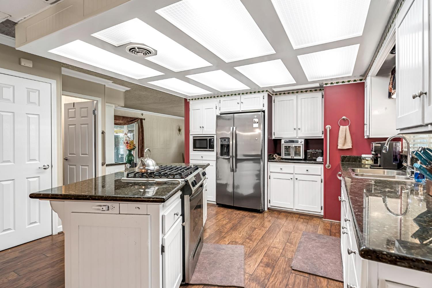 2706 W Ashlan Ave #197, Fresno, CA 93705