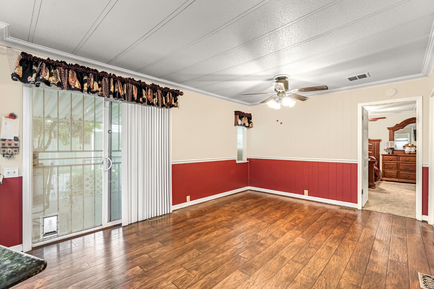 2706 W Ashlan Ave #197, Fresno, CA 93705