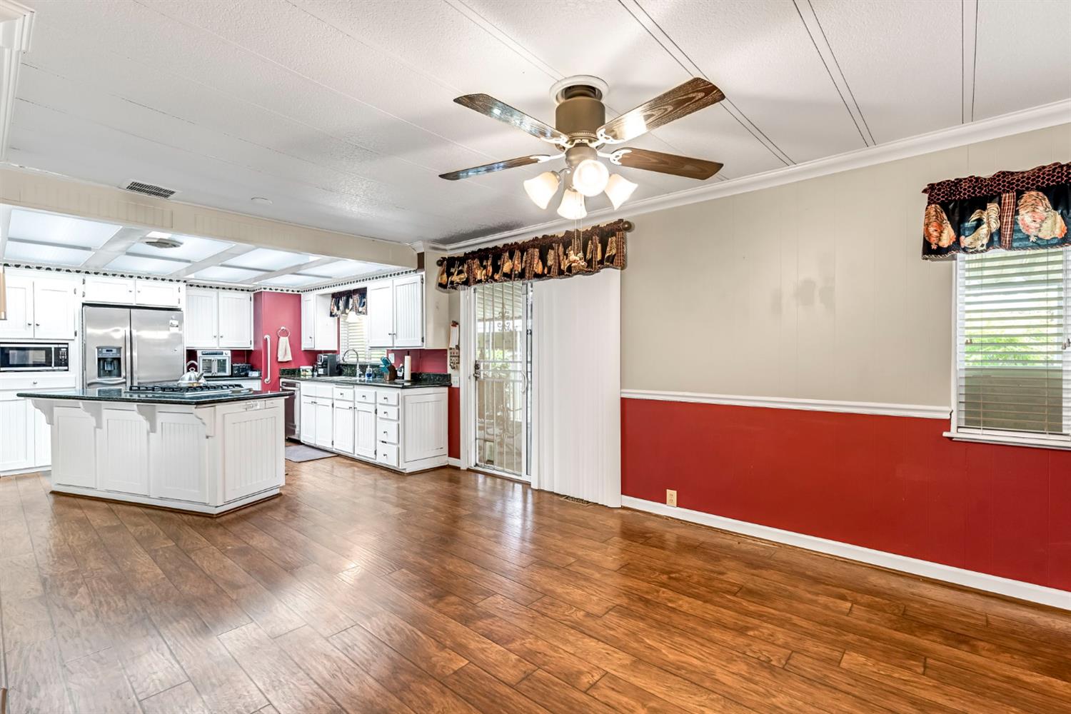 2706 W Ashlan Ave #197, Fresno, CA 93705