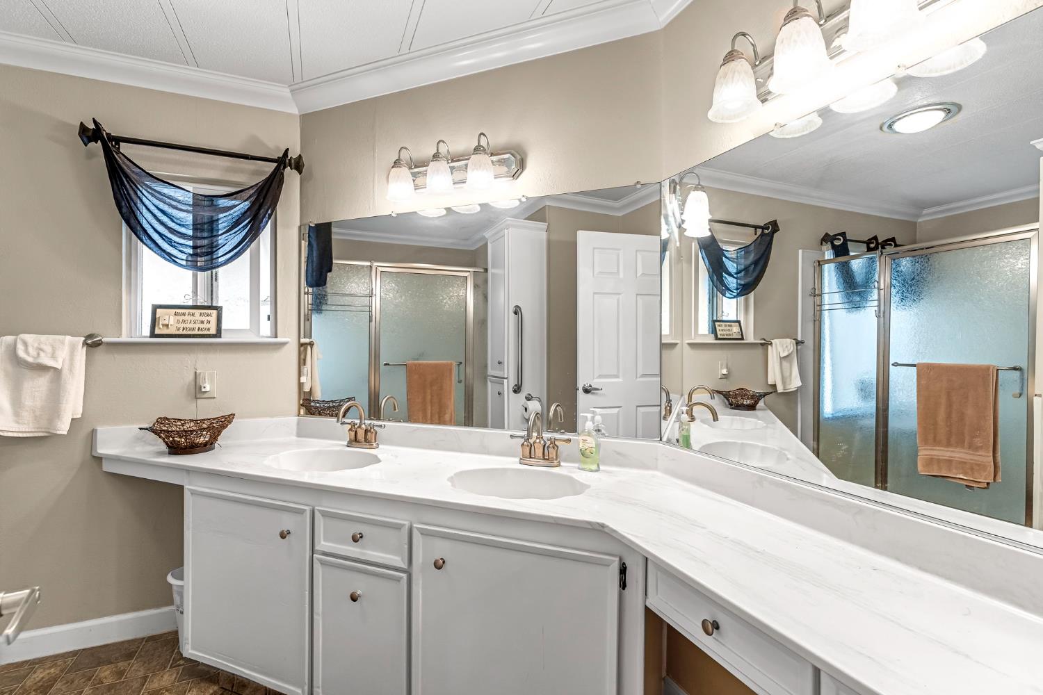 2706 W Ashlan Ave #197, Fresno, CA 93705