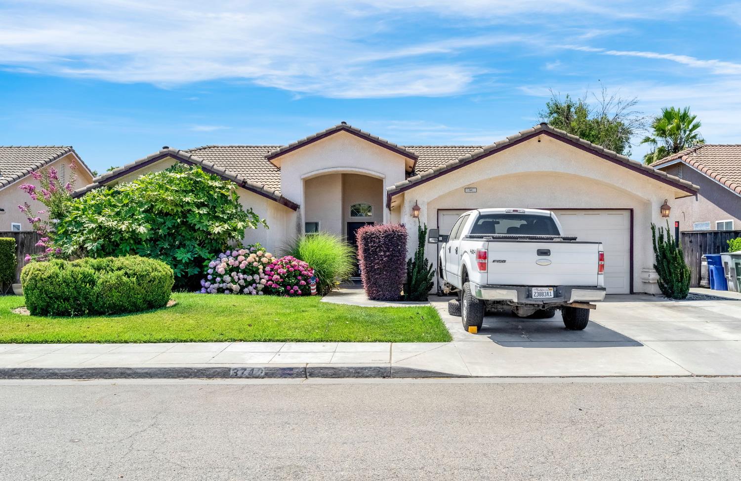 3742 Via Capitola, Madera, CA 93637