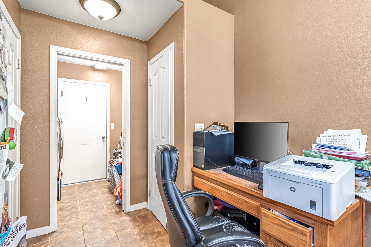 3742 Via Capitola, Madera, CA 93637