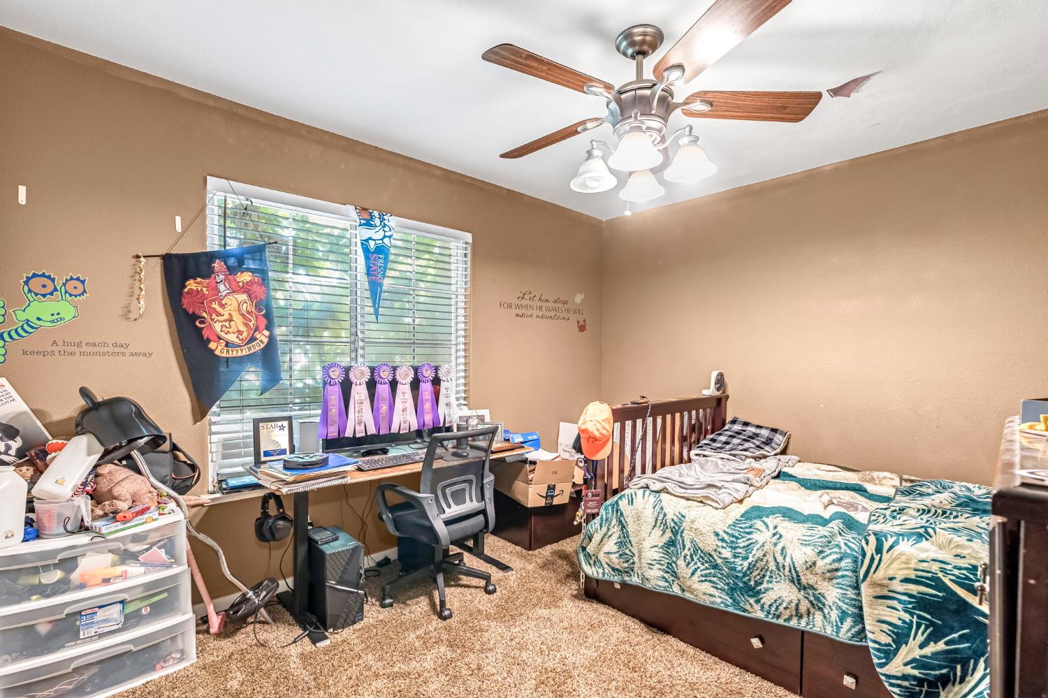 3742 Via Capitola, Madera, CA 93637