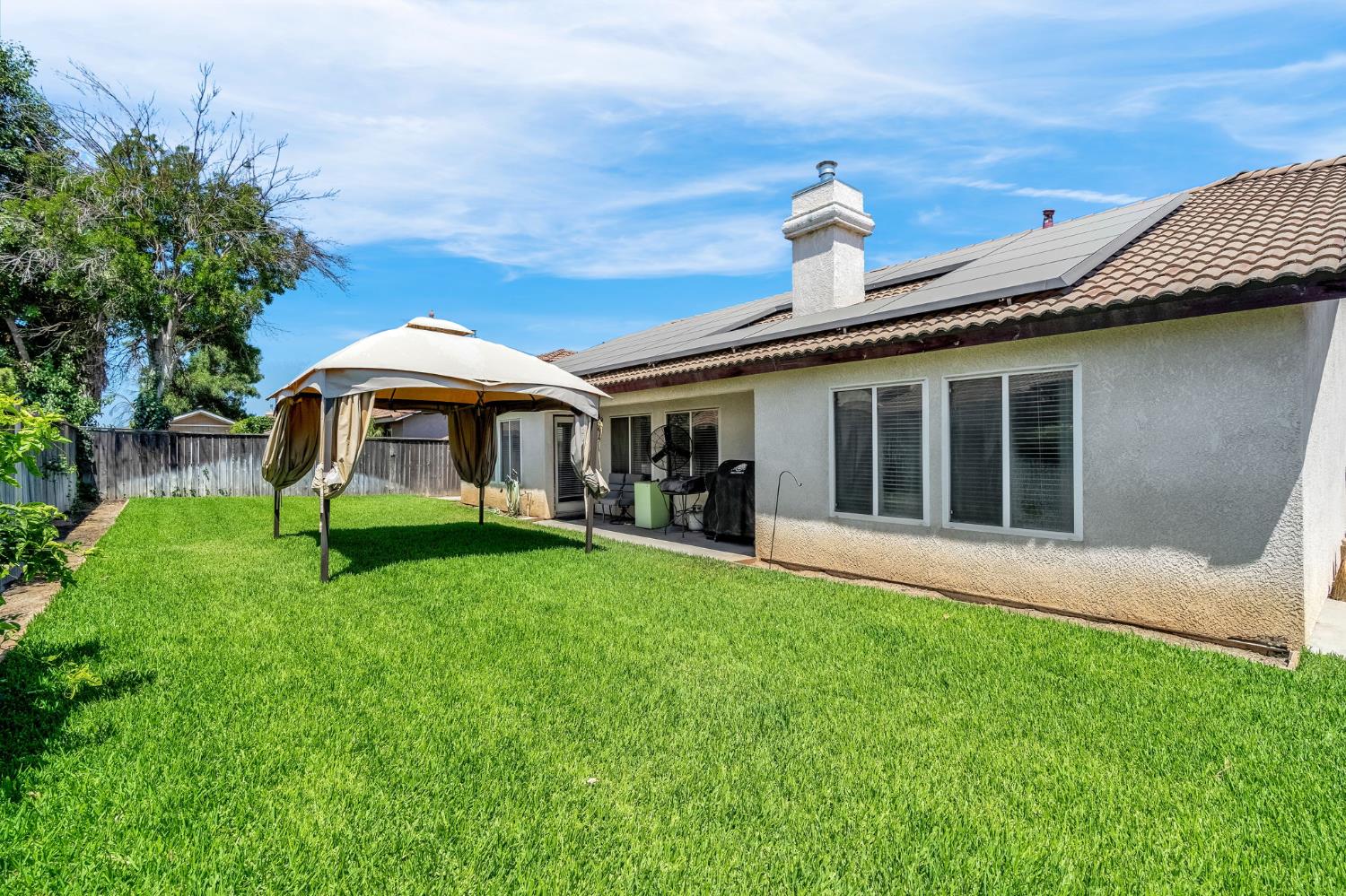 3742 Via Capitola, Madera, CA 93637