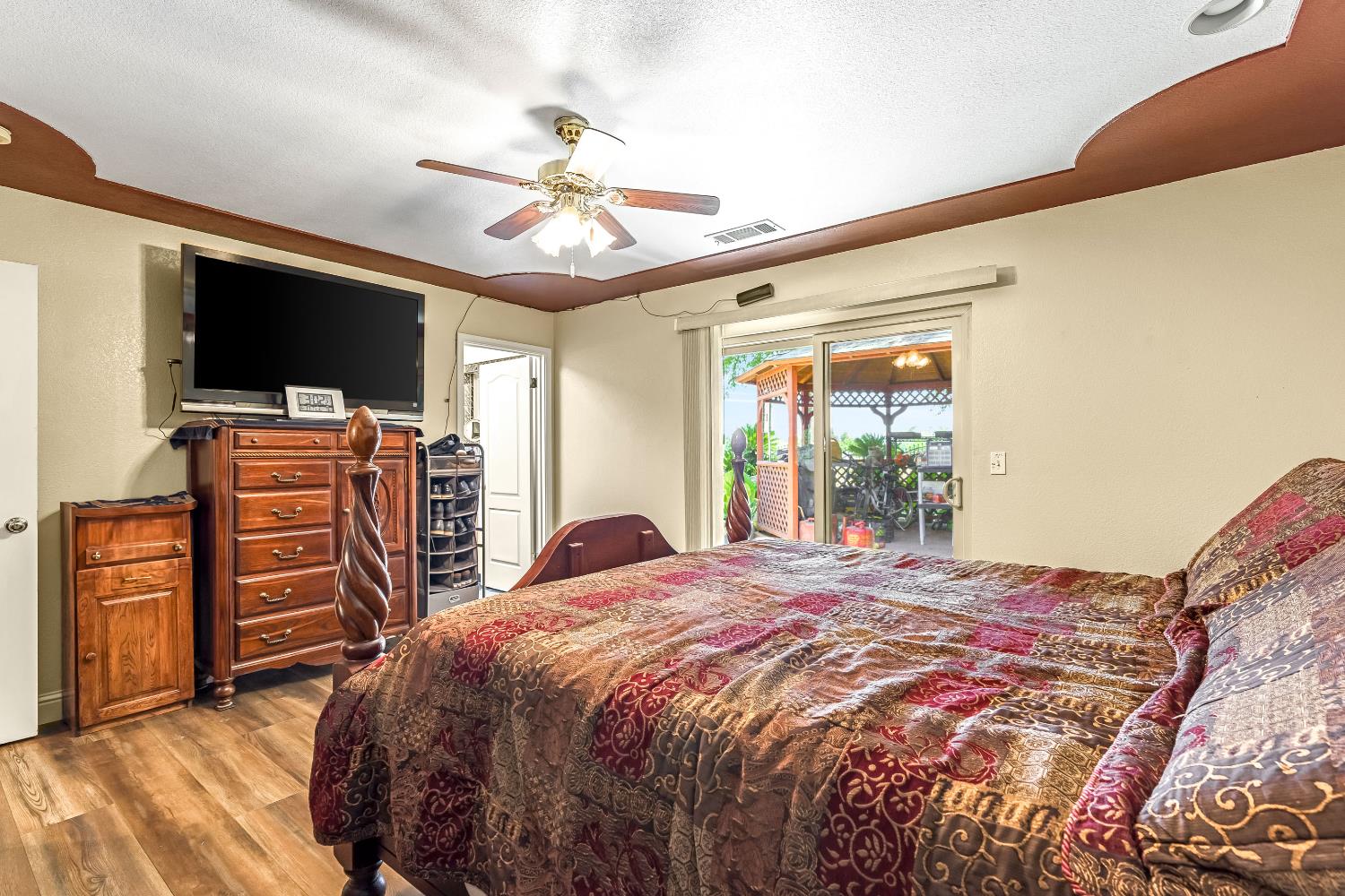 12743 E Gettysburg Ave, Sanger, CA 93657