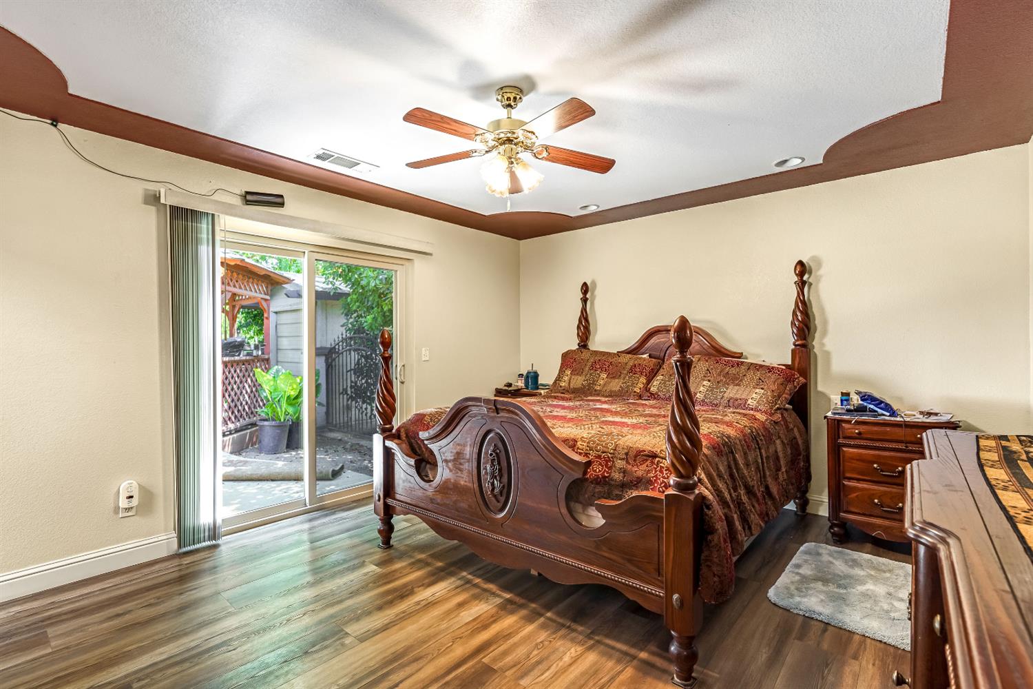 12743 E Gettysburg Ave, Sanger, CA 93657