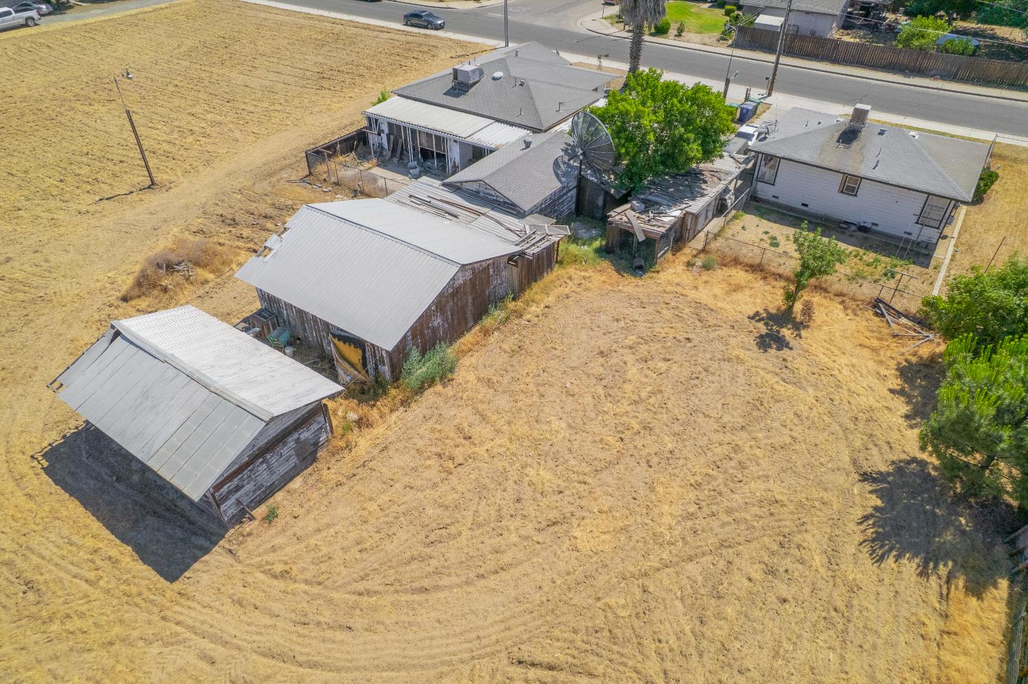 1803 Mitchell Ave, Selma, CA 93662