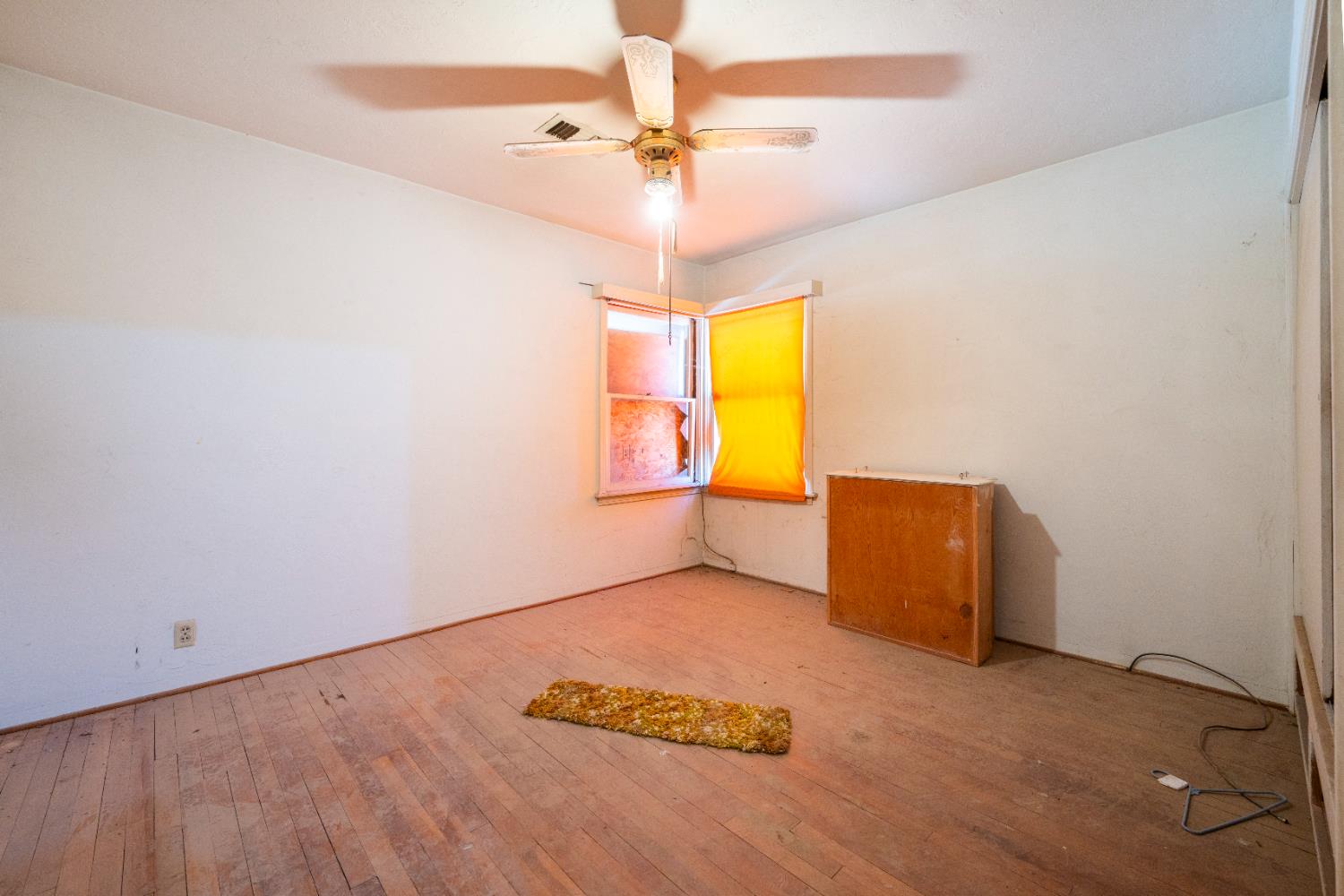 1803 Mitchell Ave, Selma, CA 93662