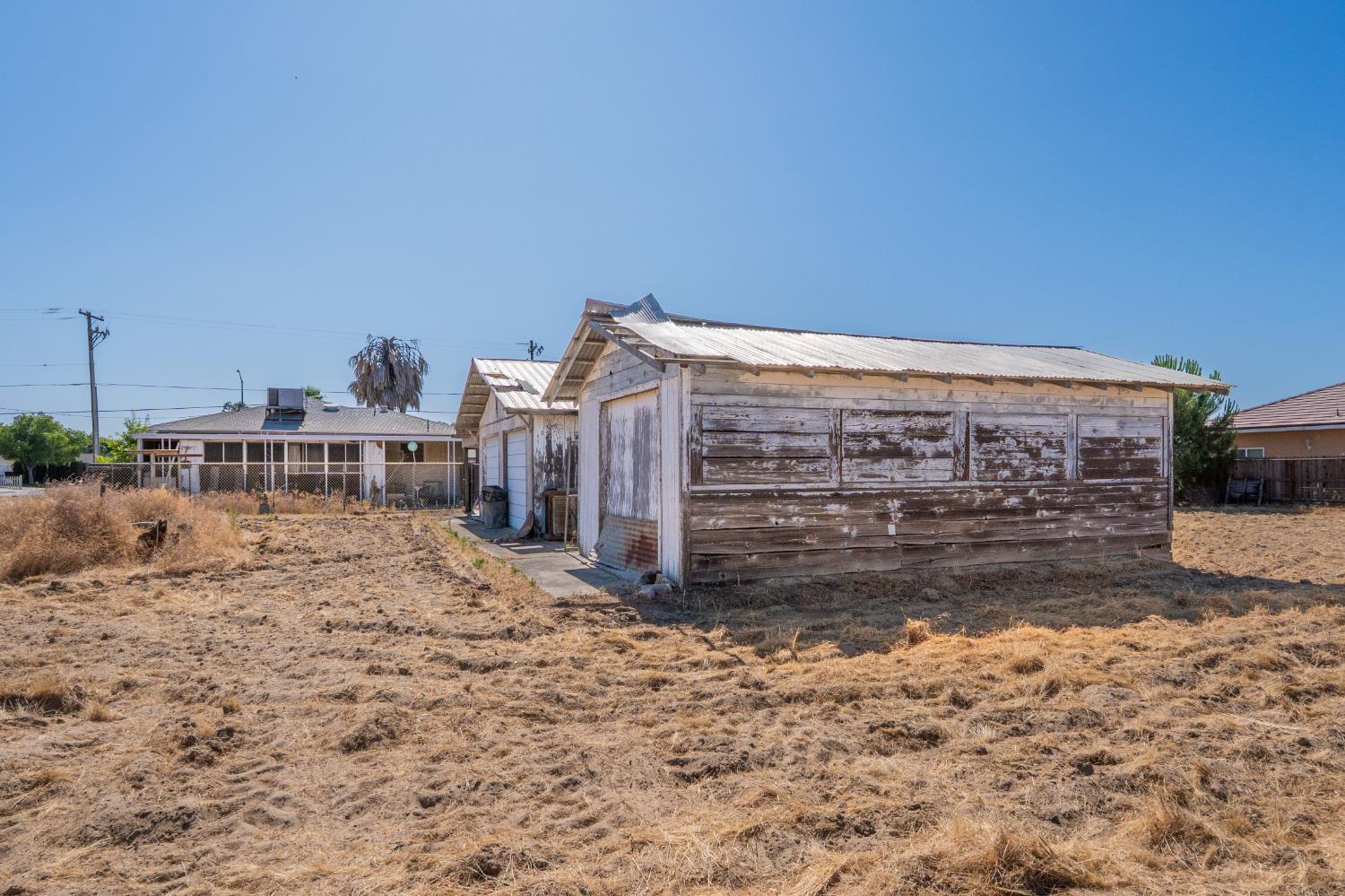 1803 Mitchell Ave, Selma, CA 93662