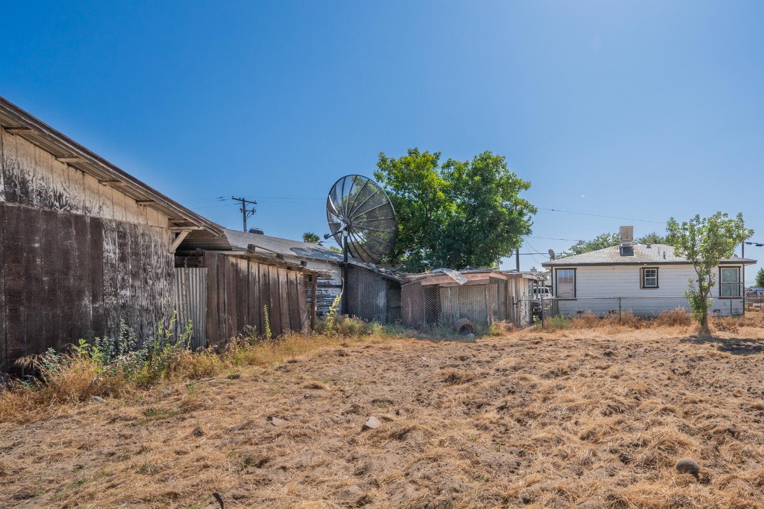 1803 Mitchell Ave, Selma, CA 93662