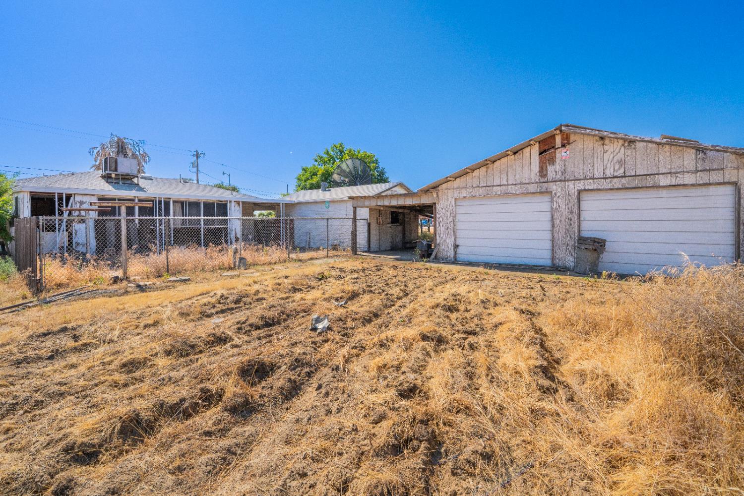 1803 Mitchell Ave, Selma, CA 93662