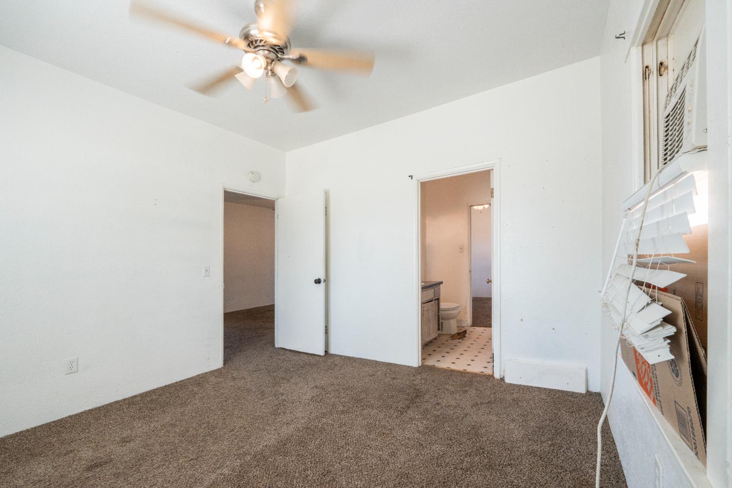 1803 Mitchell Ave, Selma, CA 93662