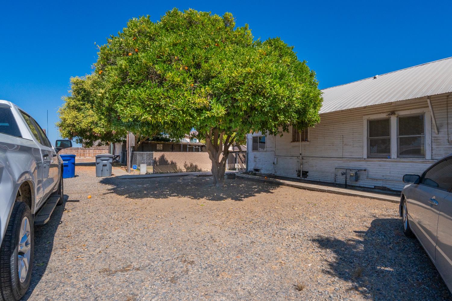 1803 Mitchell Ave, Selma, CA 93662