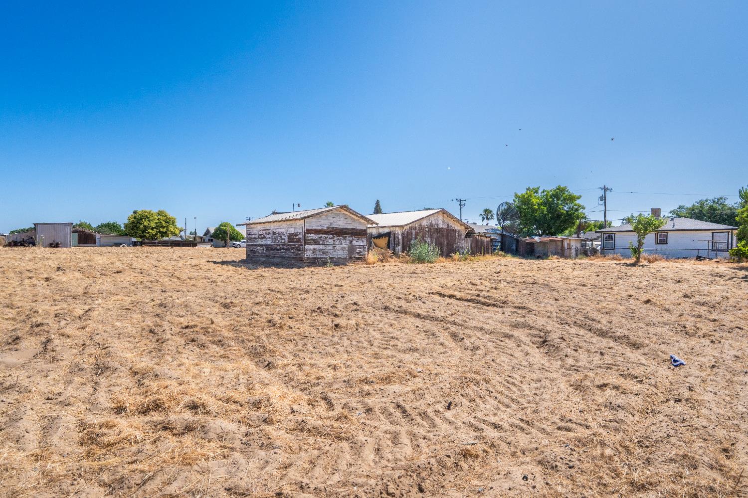 1803 Mitchell Ave, Selma, CA 93662