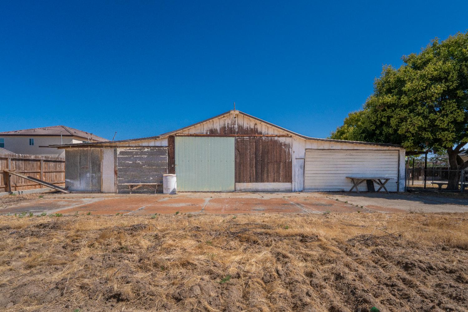 1803 Mitchell Ave, Selma, CA 93662