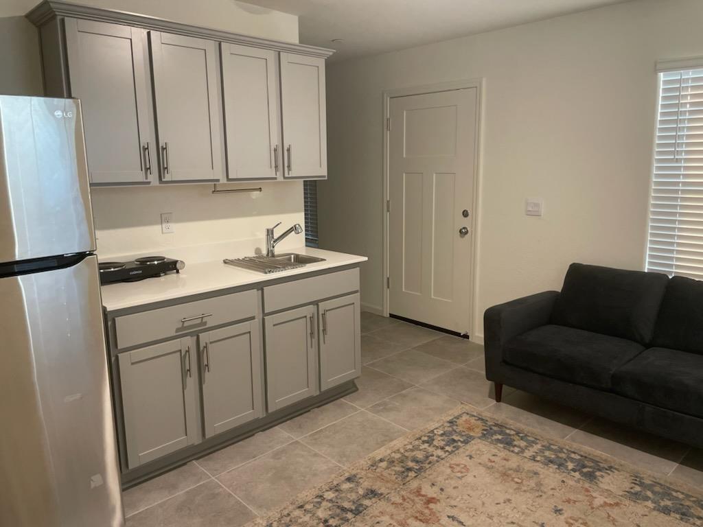 624 Suzanne Dr, Merced, CA 95348