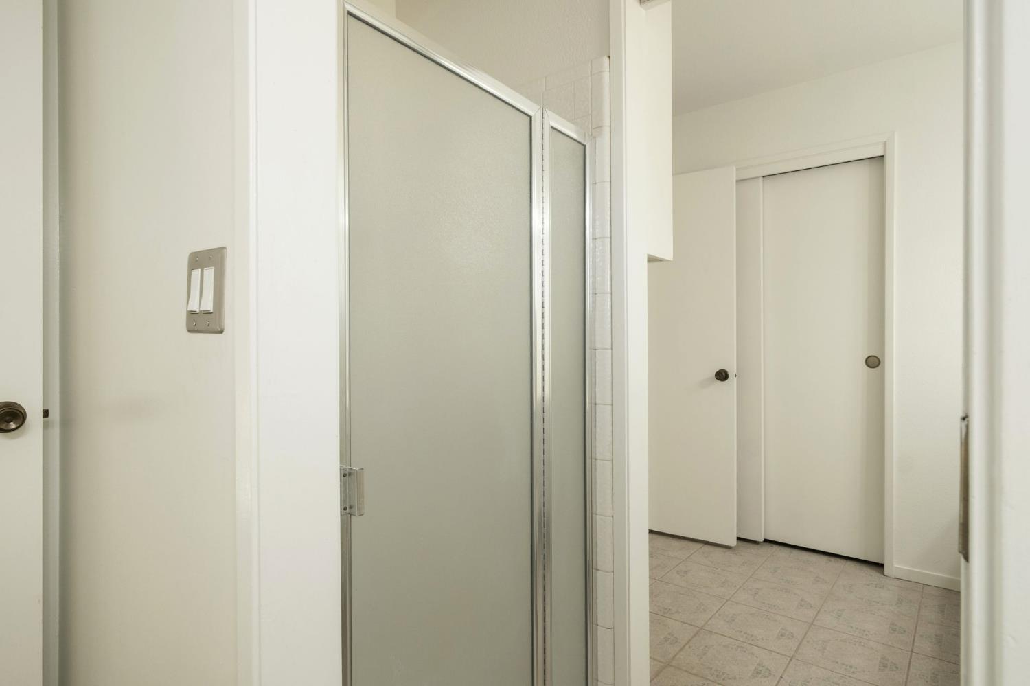 35580 John Albert Dr, Madera, CA 93636