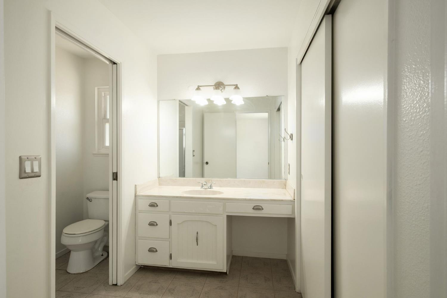 35580 John Albert Dr, Madera, CA 93636