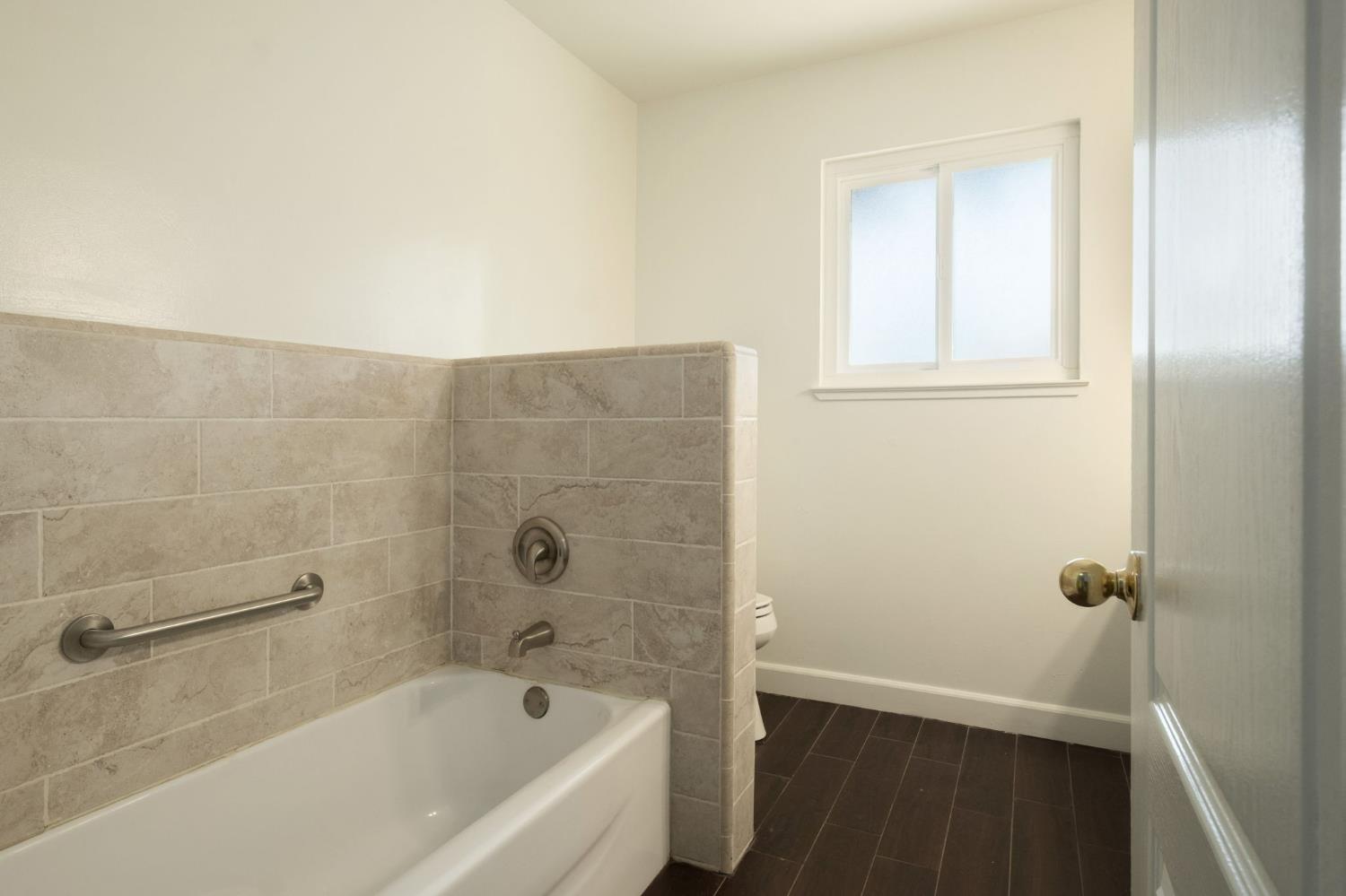 35580 John Albert Dr, Madera, CA 93636