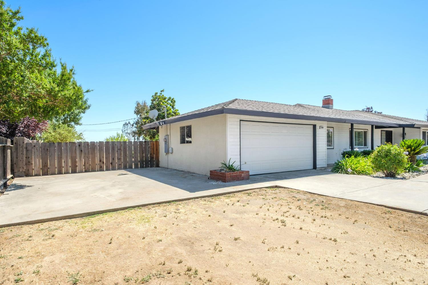 35580 John Albert Dr, Madera, CA 93636