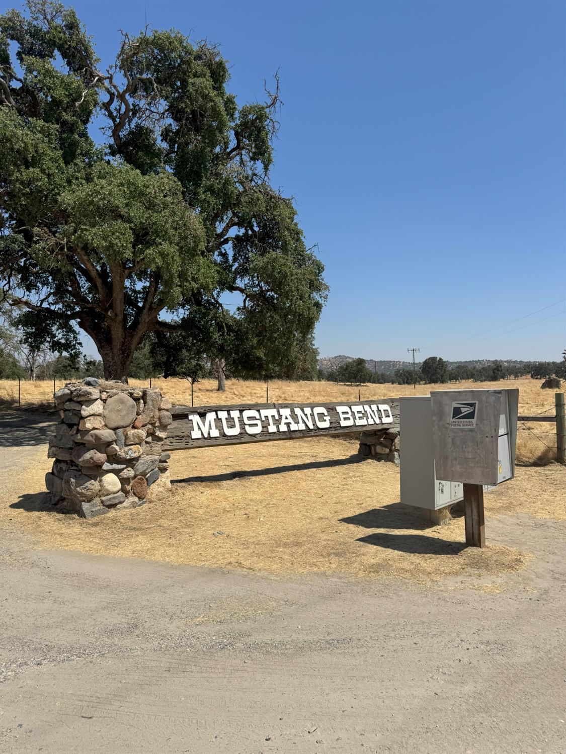 30518 George Smith Rd, Yokuts Valley, CA 93675