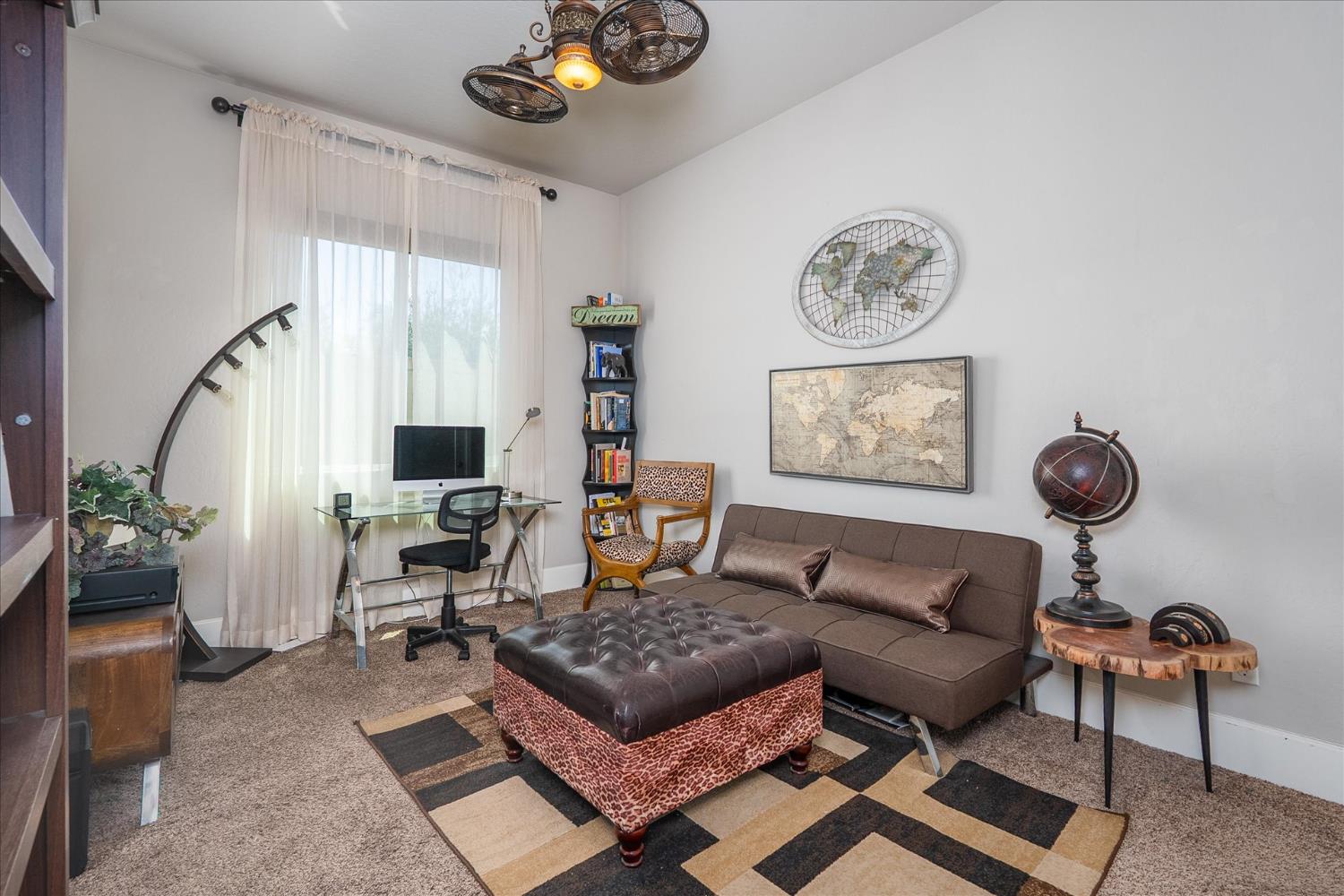 602 Pinnacle Dr W, Madera, CA 93636