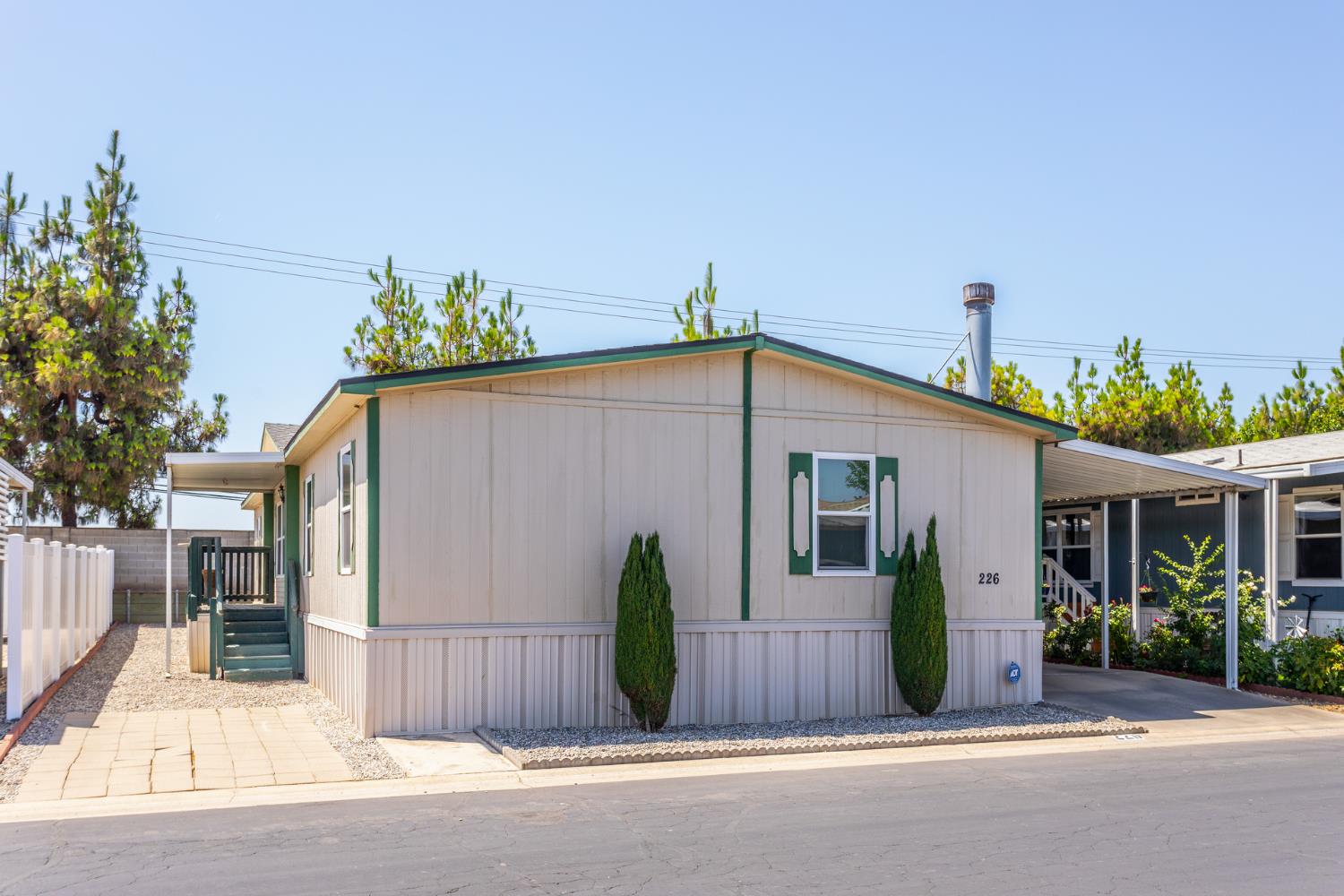 2575 S Willow #226, Fresno, CA 93725