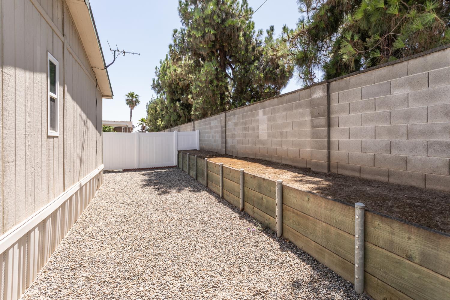 2575 S Willow #226, Fresno, CA 93725