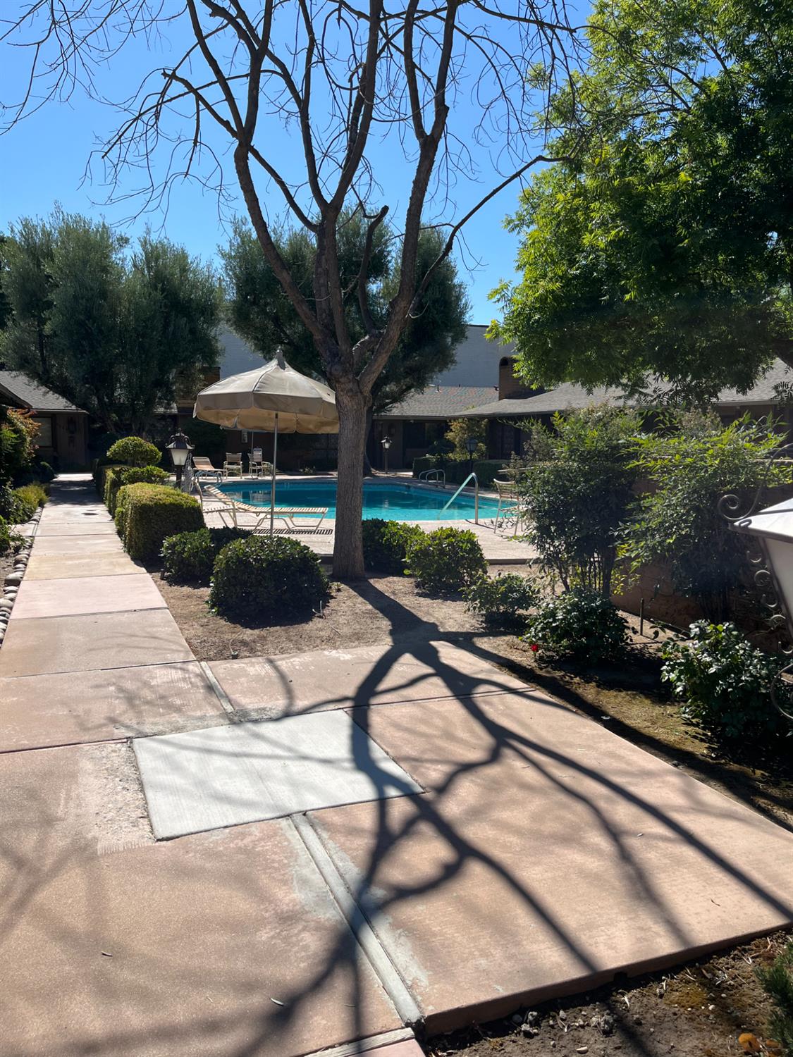 5048 N Wishon #E, Fresno, CA 93704