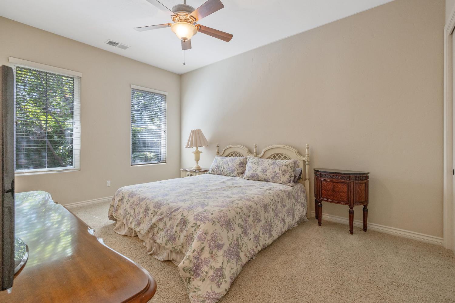 4638 W Lark Ct, Visalia, CA 93291