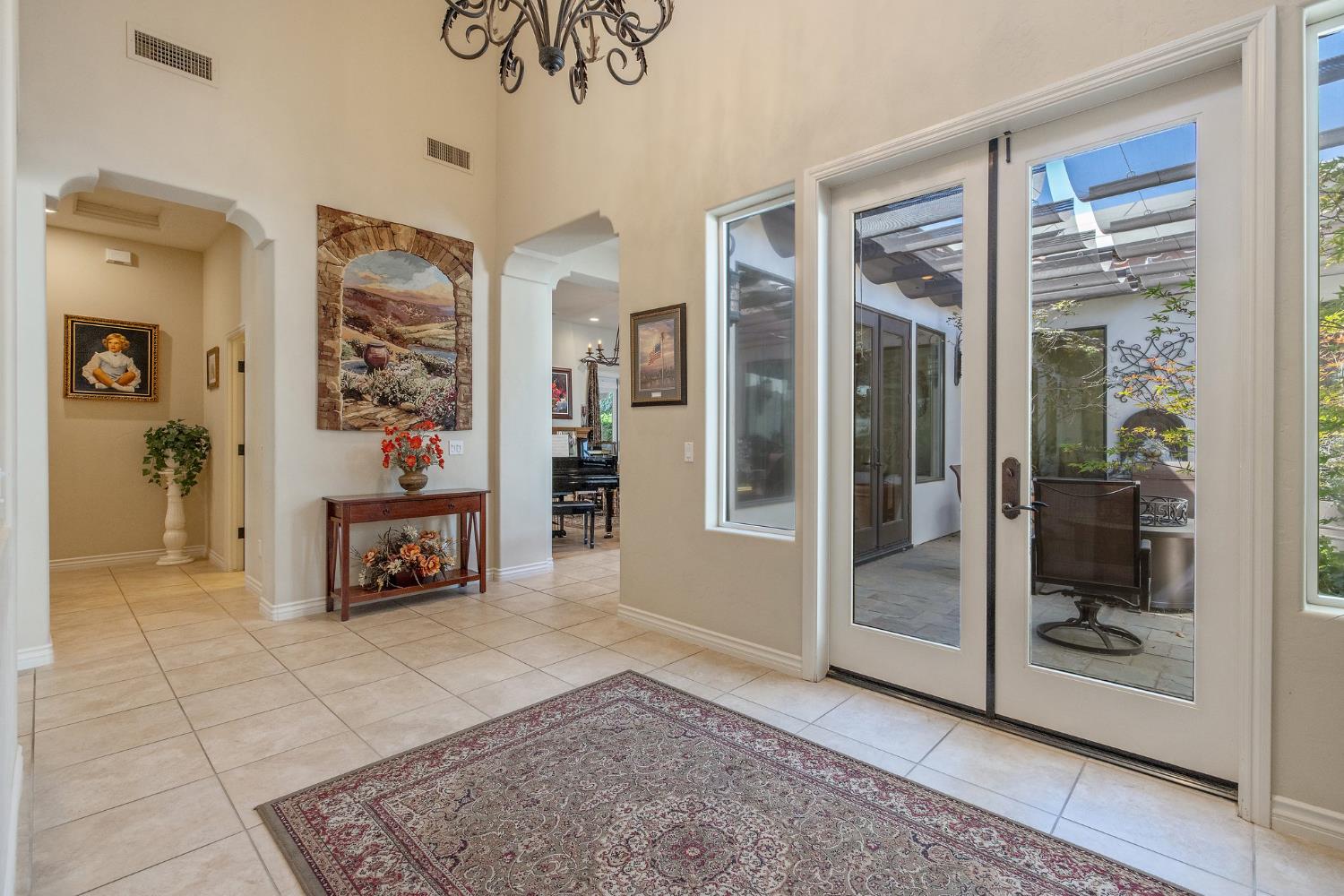 4638 W Lark Ct, Visalia, CA 93291