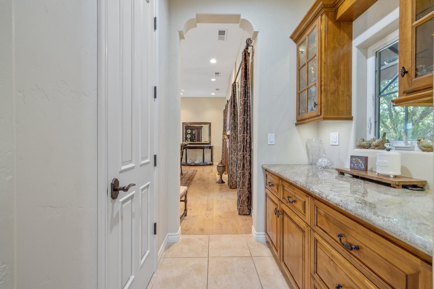 4638 W Lark Ct, Visalia, CA 93291