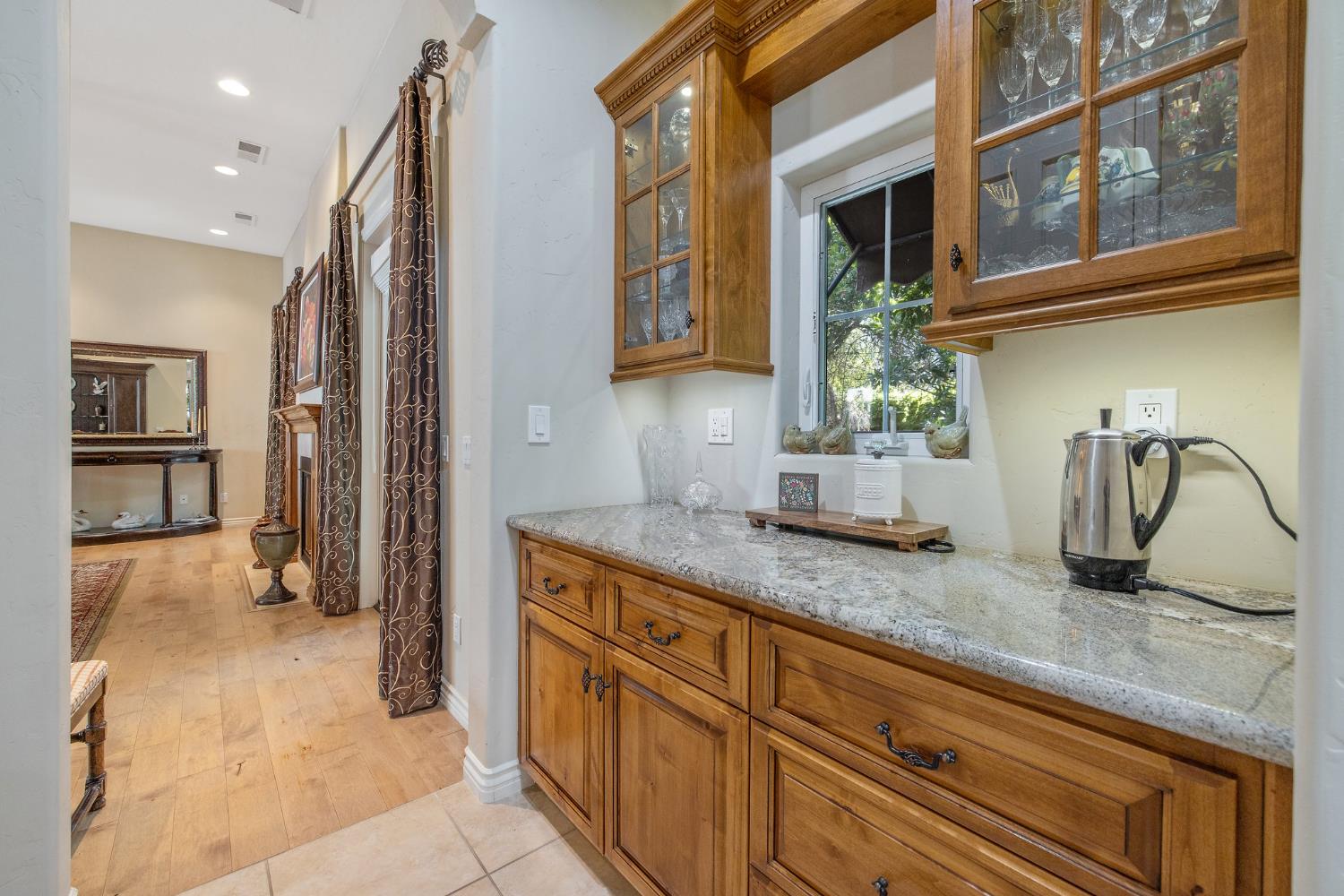 4638 W Lark Ct, Visalia, CA 93291