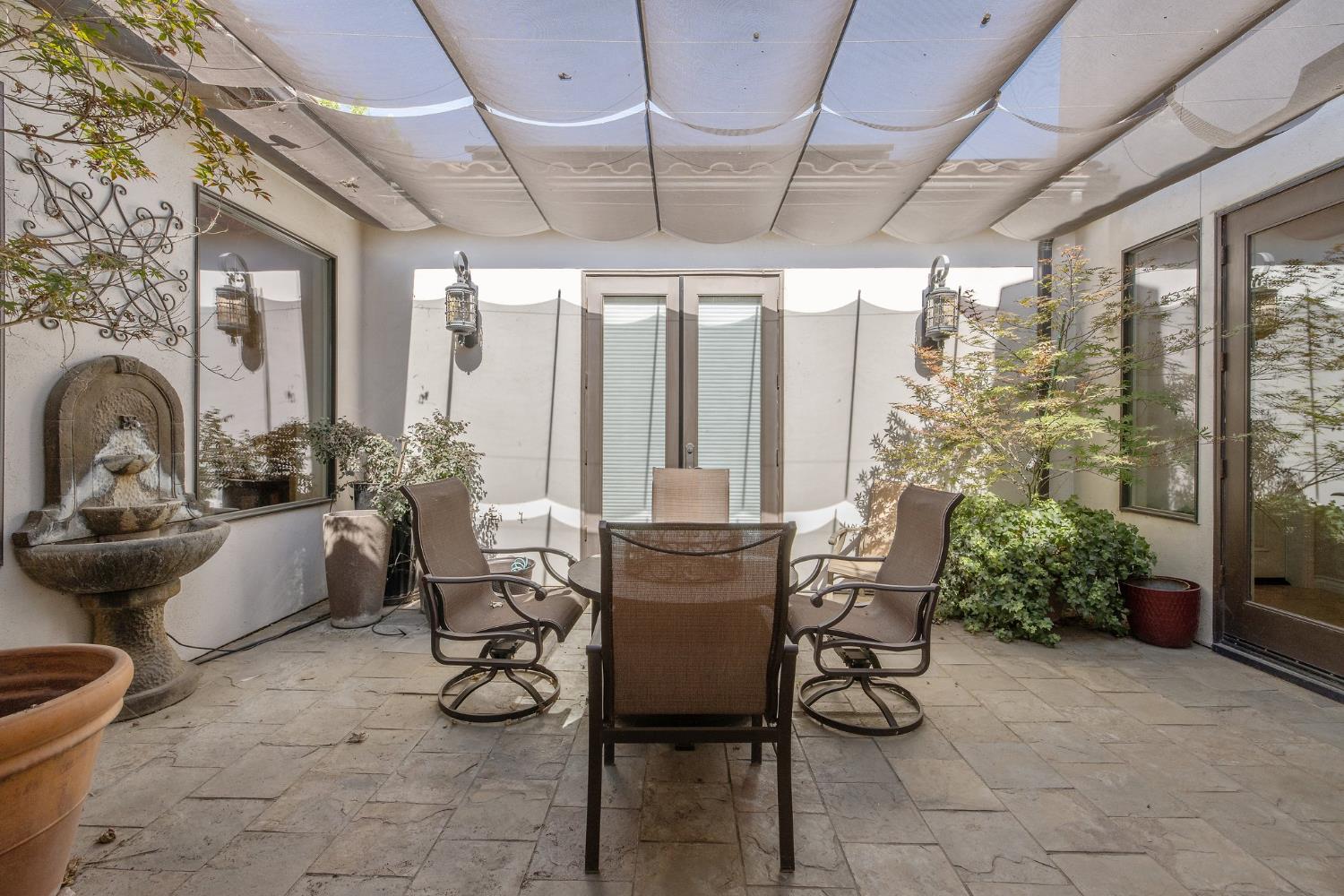 4638 W Lark Ct, Visalia, CA 93291