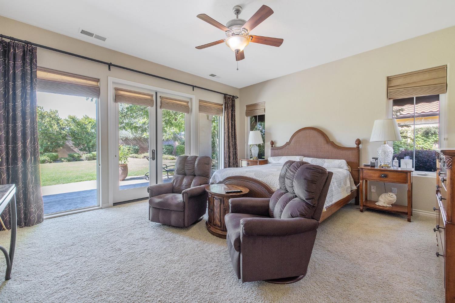 4638 W Lark Ct, Visalia, CA 93291