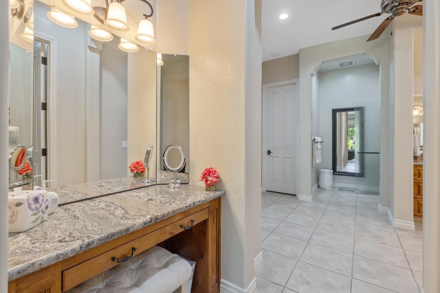 4638 W Lark Ct, Visalia, CA 93291