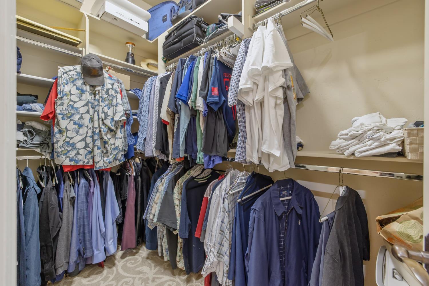 4638 W Lark Ct, Visalia, CA 93291